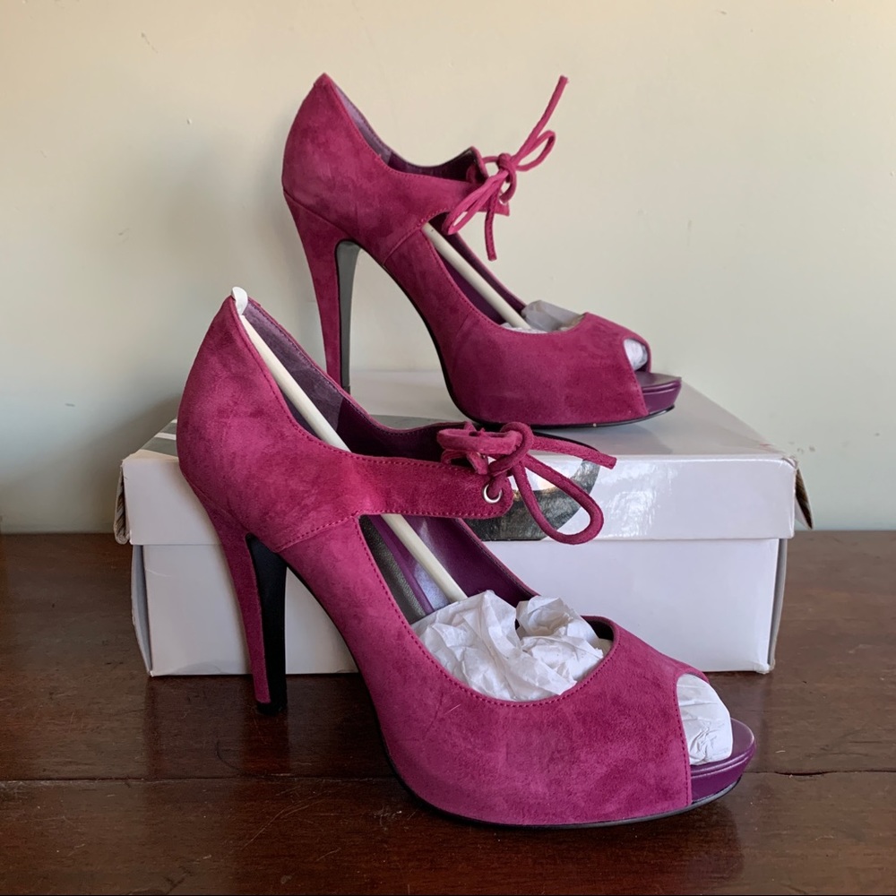 Nine West Purple suede Papoose High Heels 7 B-87